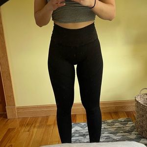 Black Revival R6 Leggings size medium